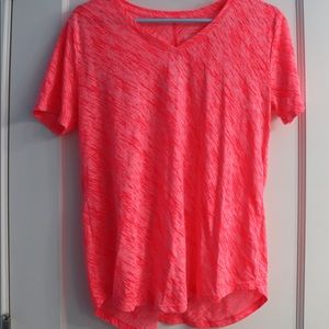 TekGear Women’s Pink Workout V-neck Tee Size Small